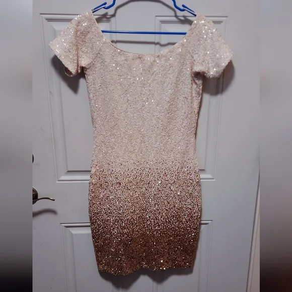 Dress the Population | Dresses | Creamgold Ombre Sequin Off Shoulder Dress  Dress The Population | Poshmark